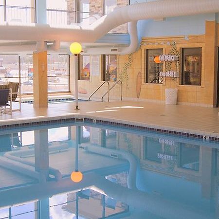 Americinn & Suites By Wyndham Baraboo Event Center Екстериор снимка