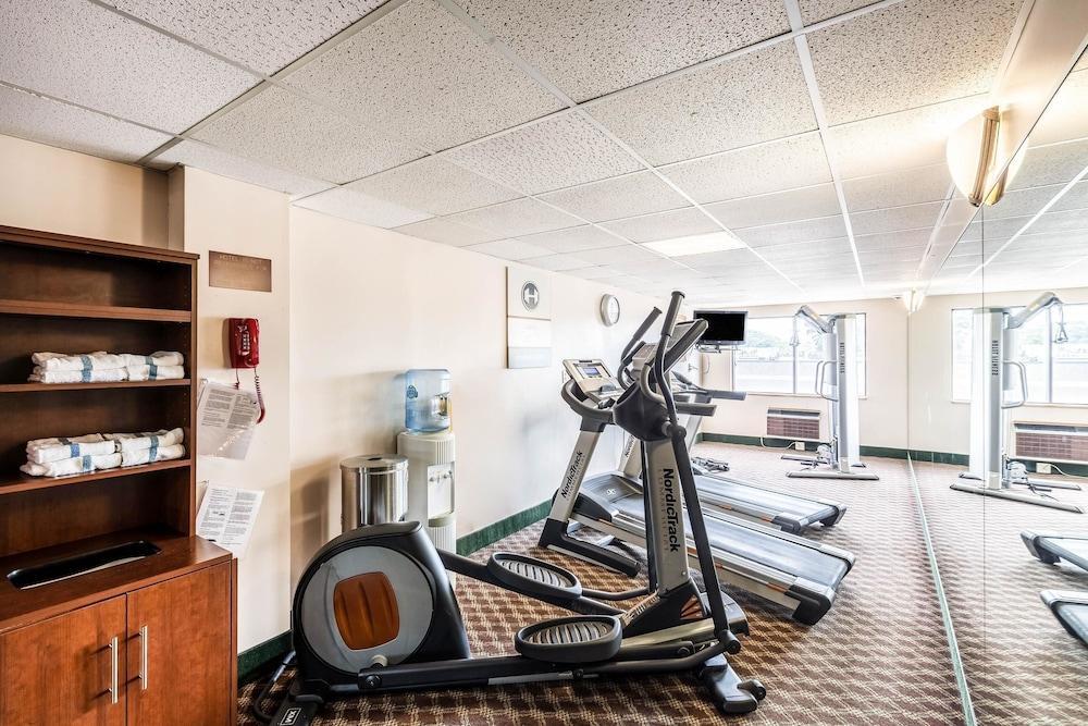 Americinn & Suites By Wyndham Baraboo Event Center Екстериор снимка
