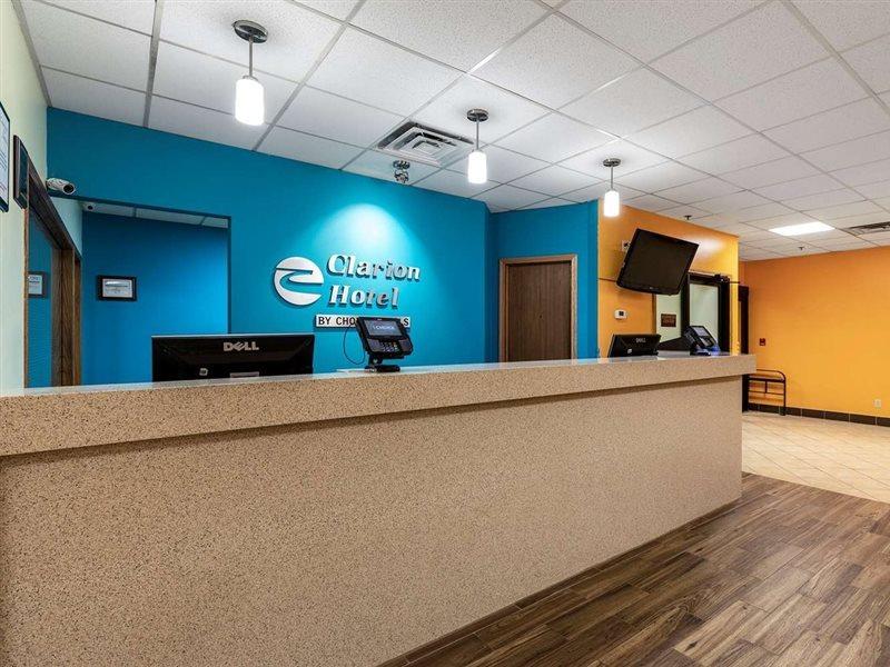Americinn & Suites By Wyndham Baraboo Event Center Екстериор снимка