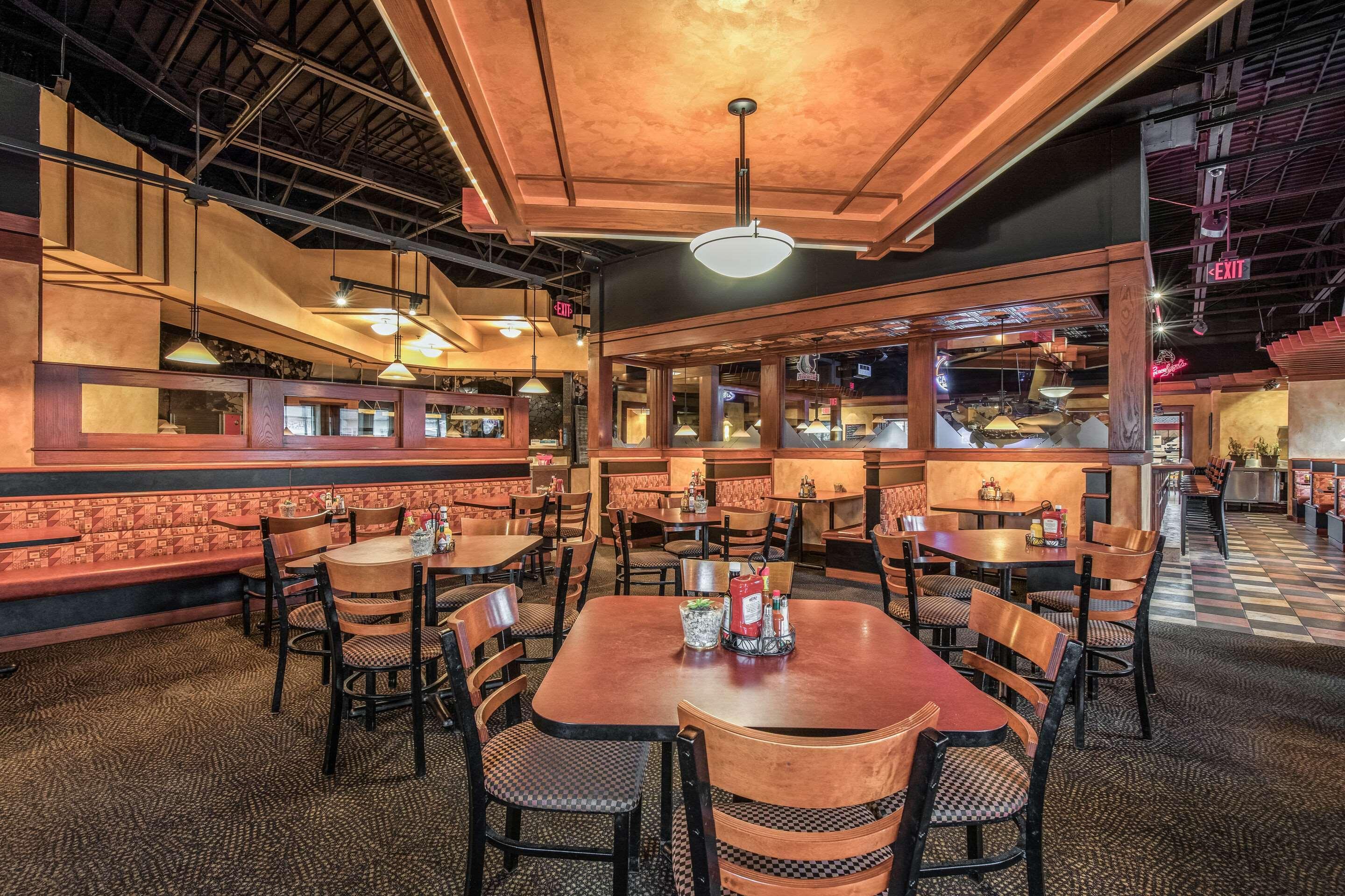 Americinn & Suites By Wyndham Baraboo Event Center Екстериор снимка